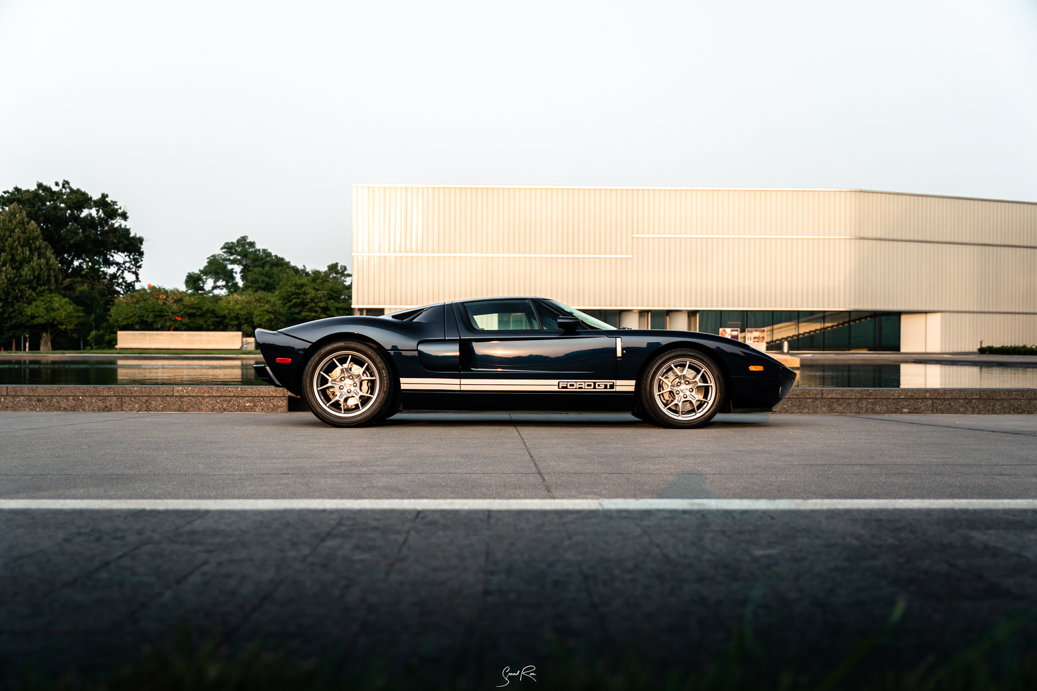 Paul's Midnight Blue Metallic Ford GT40