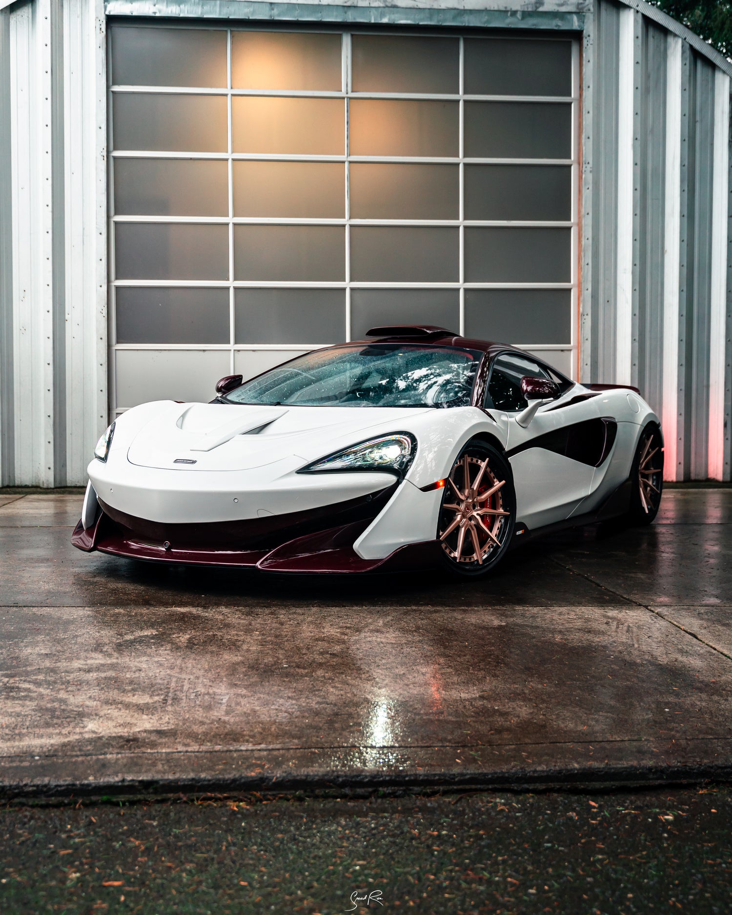 Lunar White McLaren 600LT