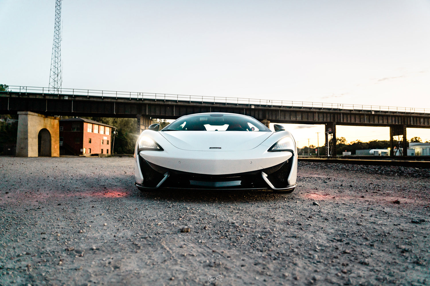 Jameer's Pearl White McLaren 570S