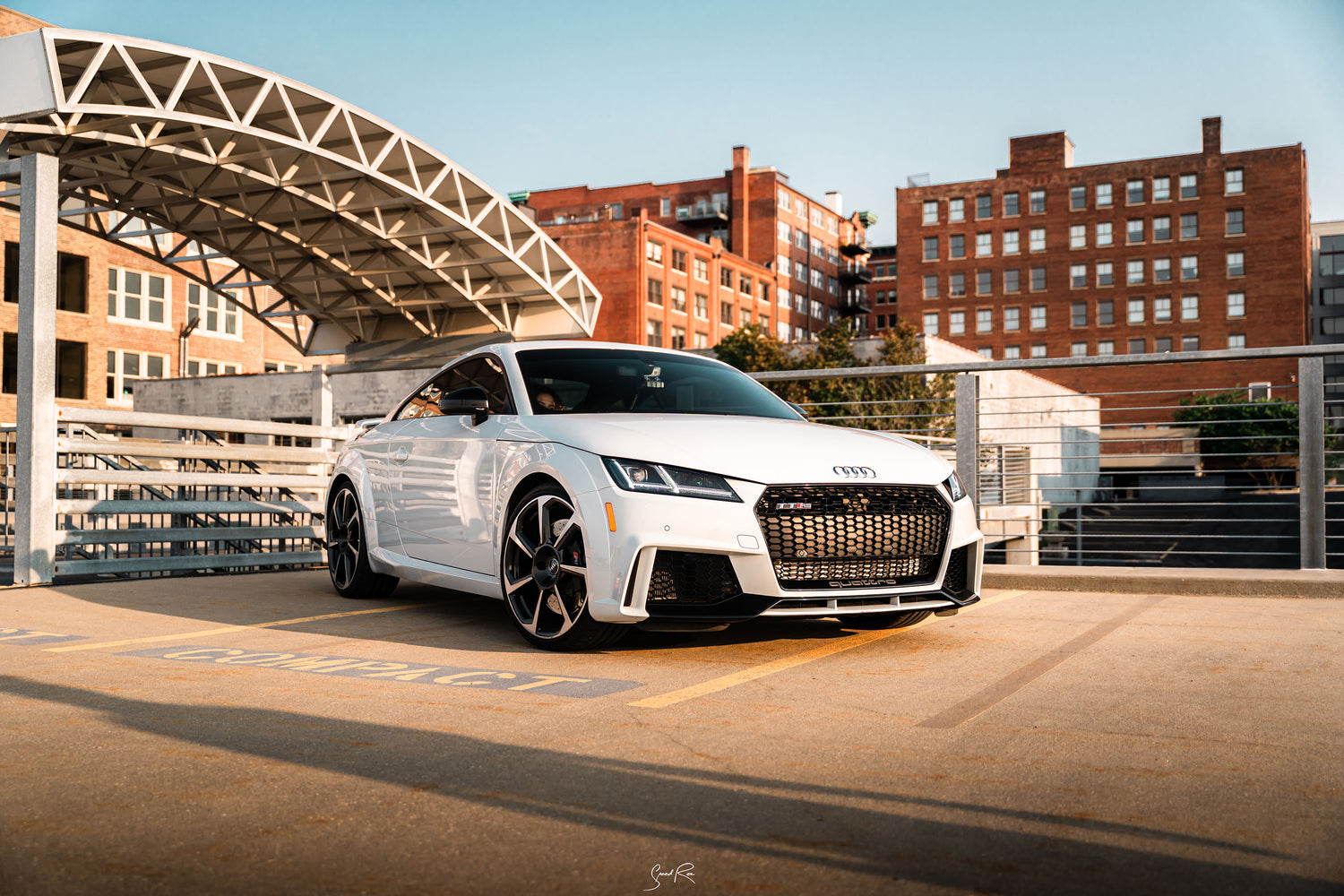 Glacier White Metallic Audi TTRS